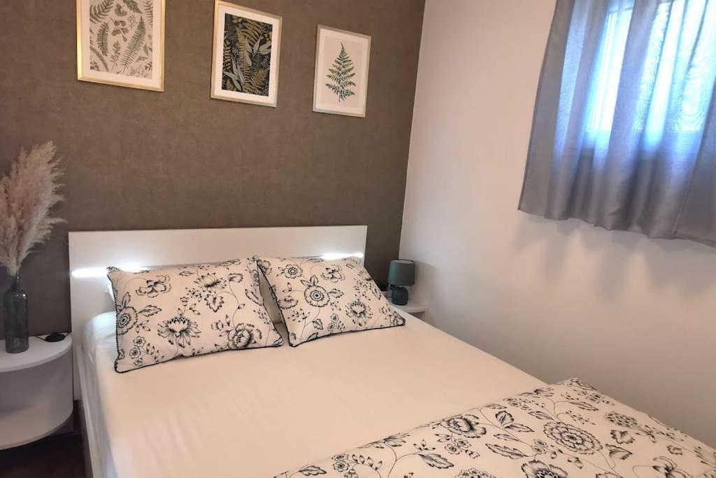 Apartman Liburna リエカ エクステリア 写真
