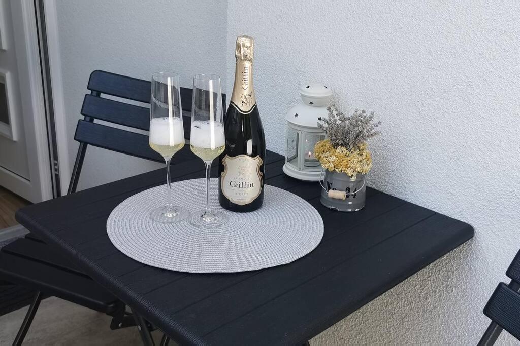 Apartman Liburna リエカ エクステリア 写真